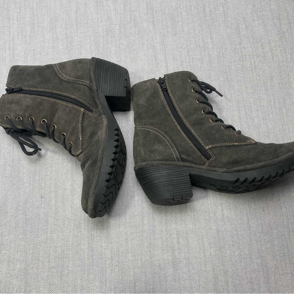 Fly London Wune Lace Up Steampunk Goth Suede Bootie Diesel Oil Gray EU 40